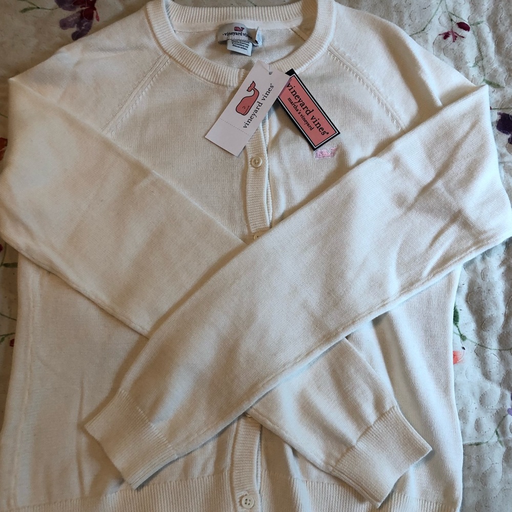 Vineyard Vines sweater
